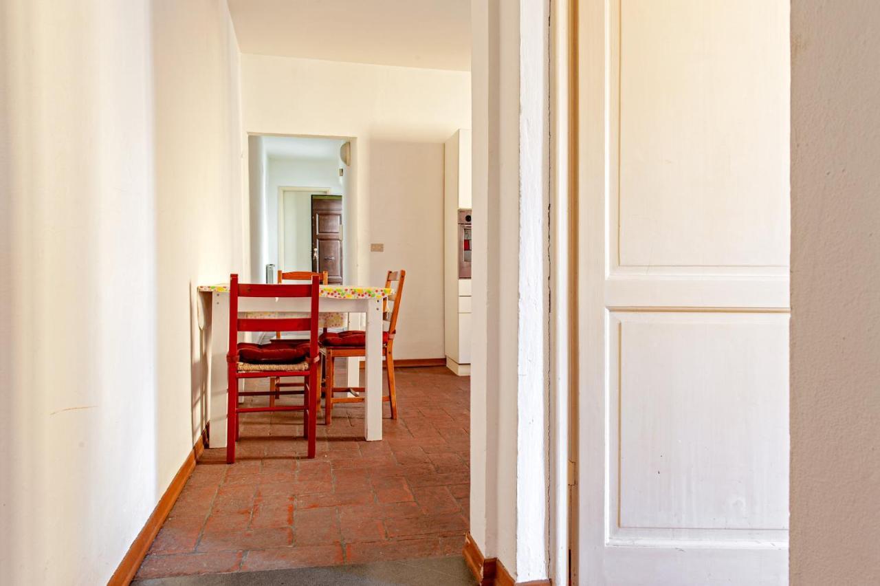 A Due Passi Dal Centro Apartman Pisa Kültér fotó